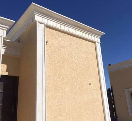 دهانات خارجية لواجهة فيلا سكنية فاخرة باللون الكريمي - عزل حراري - الرياض